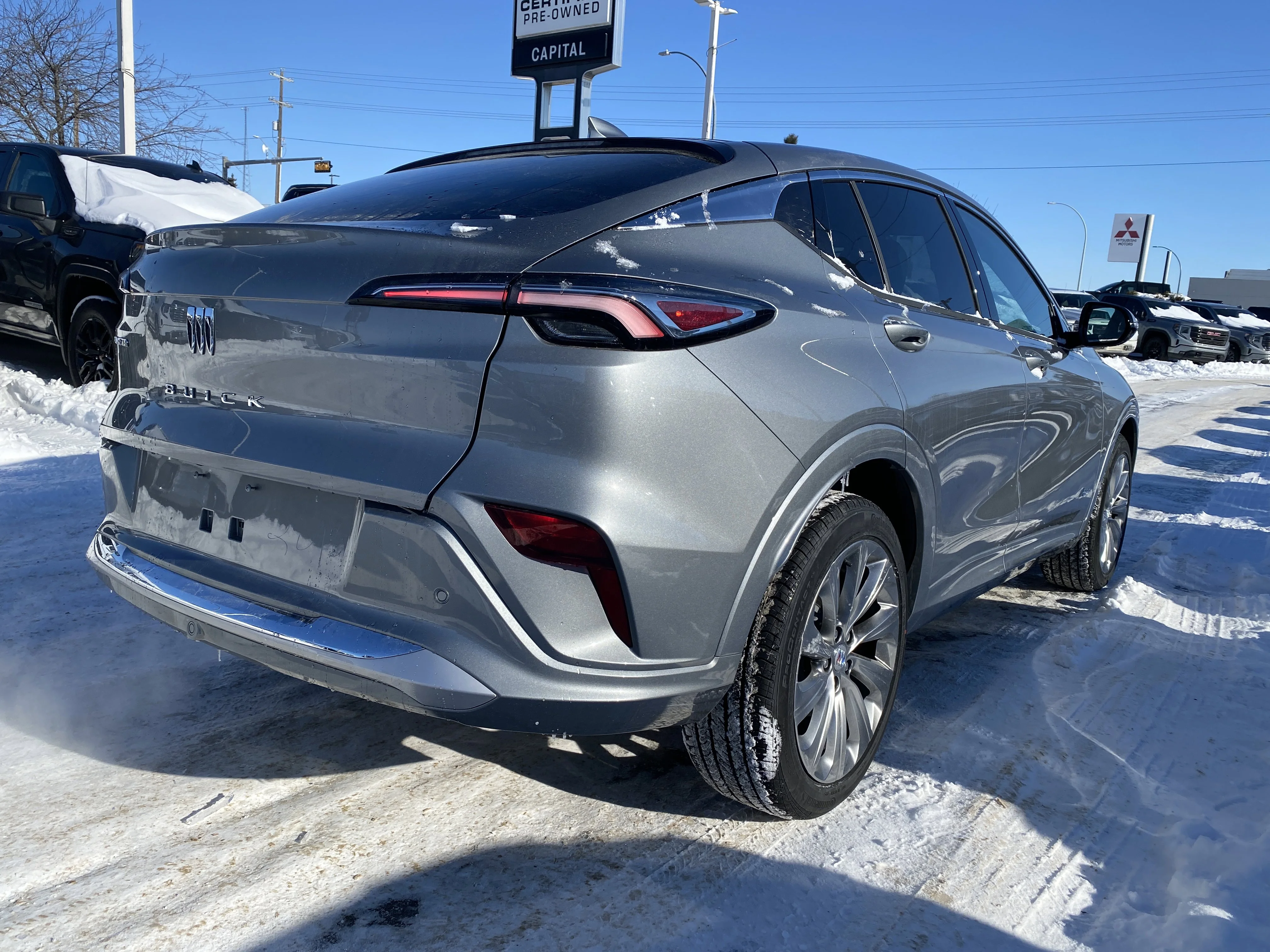 New 2026 MOONSTONE GREY METALLIC Buick Avenir image 7
