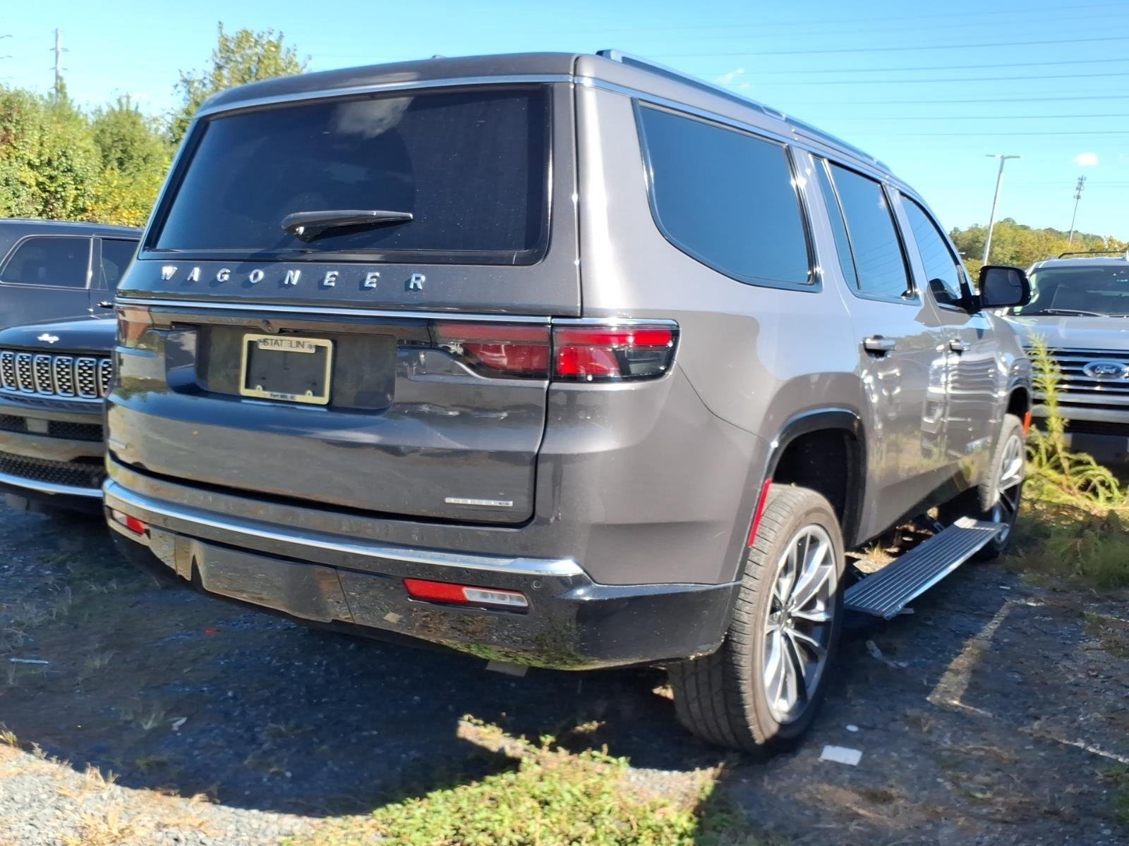 Used 2022 Baltic Gray Metallic Clearcoat Jeep Series III image 10