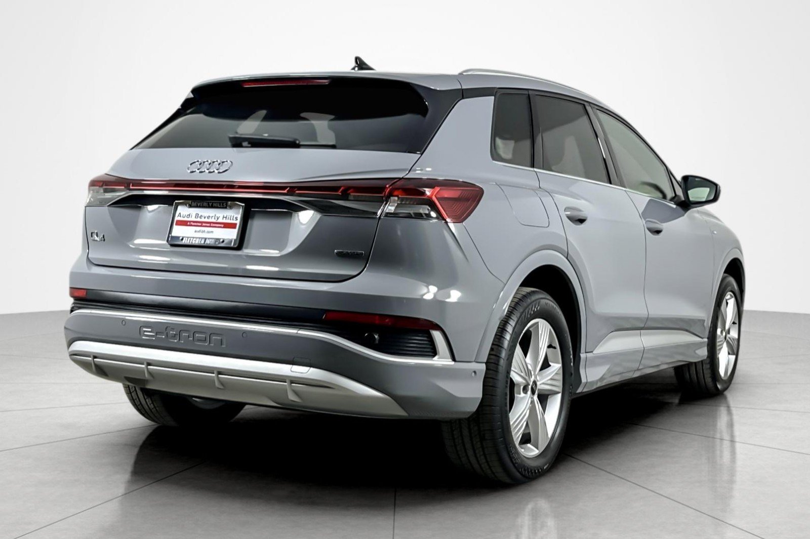 Used 2023 Pebble Gray Audi Premium Plus 50 quattro image 5