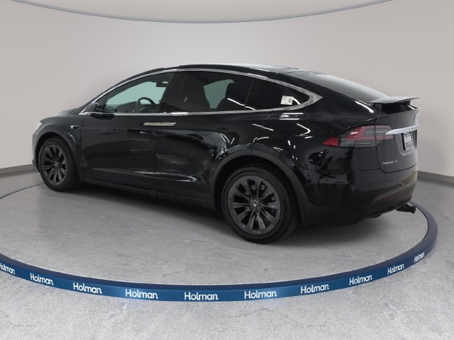 Used 2018 Black Tesla  image 8