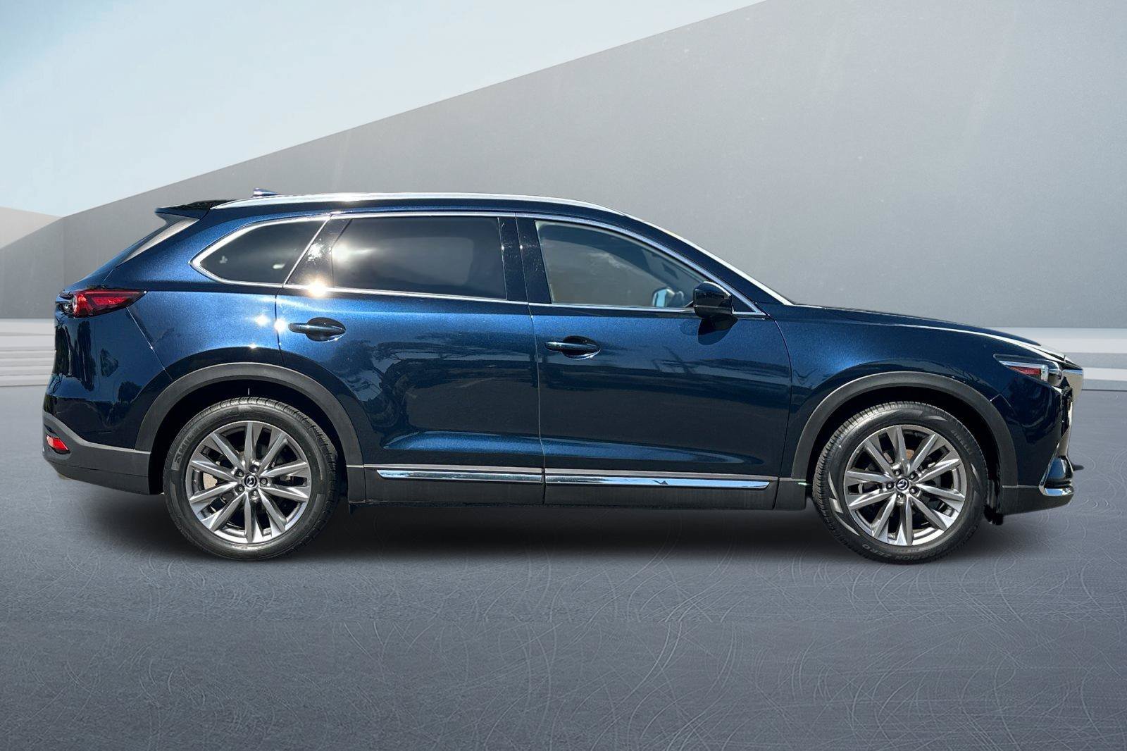 Used 2021 Blue Mazda Grand Touring image 3
