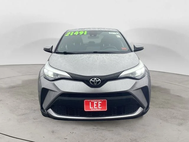 Used 2020 Silver Toyota XLE image 8