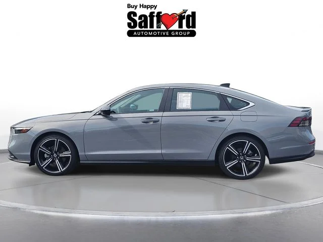 Used 2025  Honda Sport image 8
