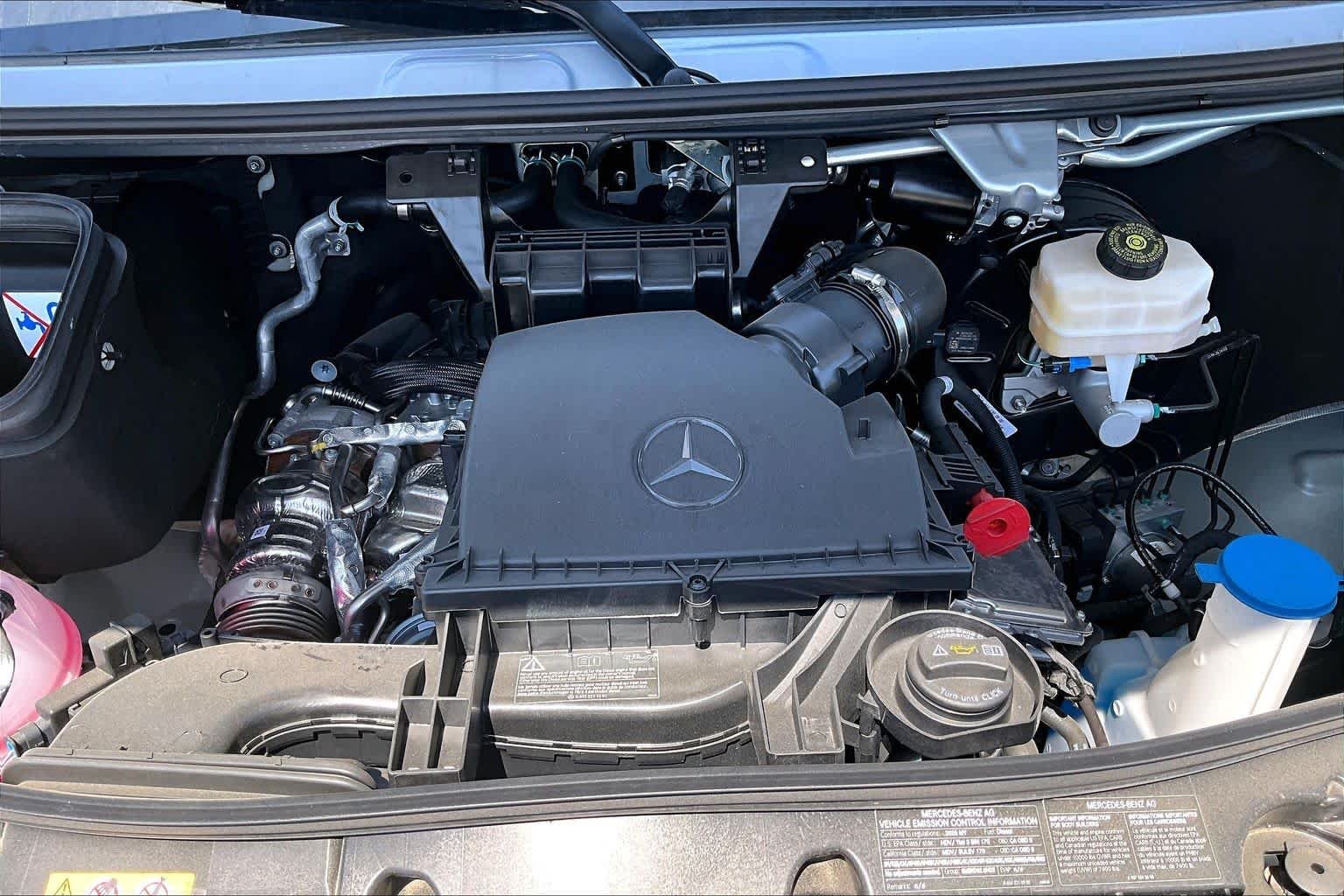 New 2025 High-tech silver metallic Mercedes-Benz  image 18