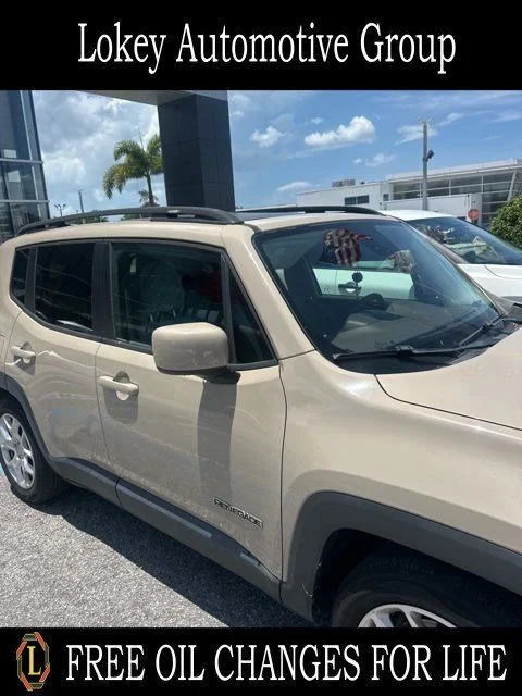 2015 Jeep Renegade Latitude FWD's photo
