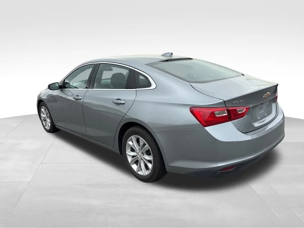 Used 2024 Gray Chevrolet LT image 3
