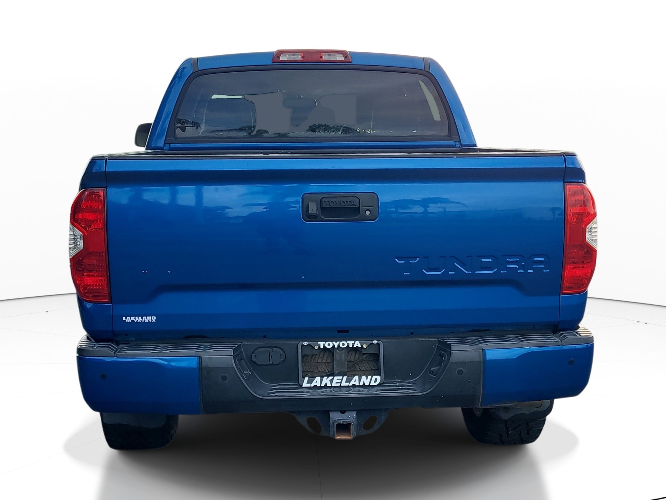Used 2016 Blazing Blue Toyota LTD image 5