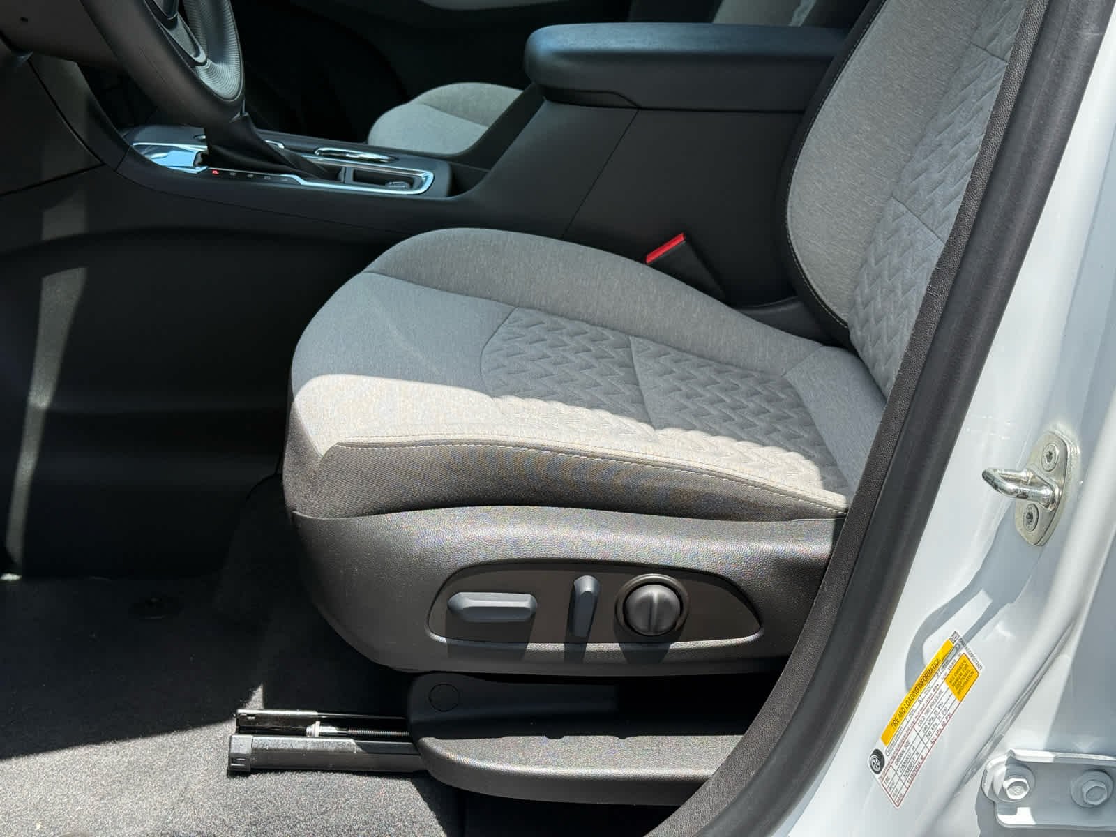 Used 2023 Summit White Chevrolet LT image 13