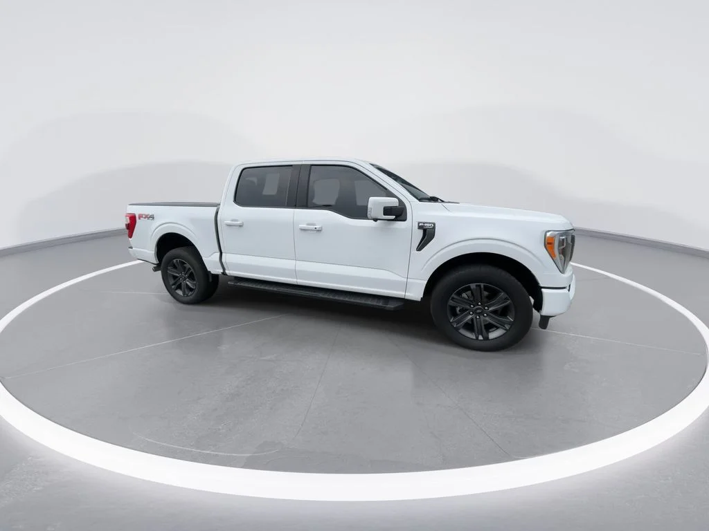 Used 2023 White Ford Lariat image 9