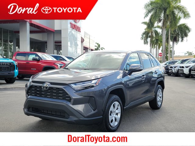2025 Toyota RAV4 LE