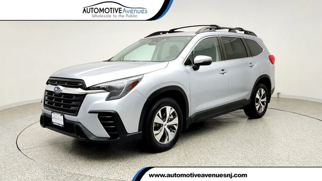 2023 Subaru Ascent Premium 7-Passenger w/ Convenience Package
