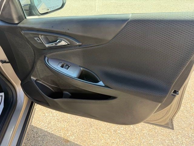 Used 2024 Mineral Gray Metallic Chevrolet LT image 19