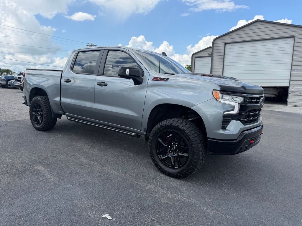 Used 2025 Gray Chevrolet LT Trail Boss image 2