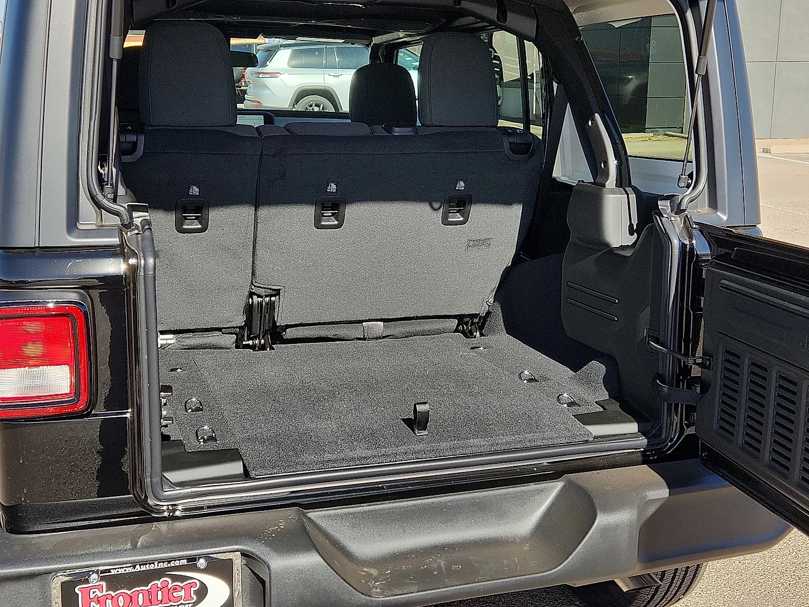New 2026 Black Clear-Coat  Paint Jeep 4-DOOR SPORT image 8