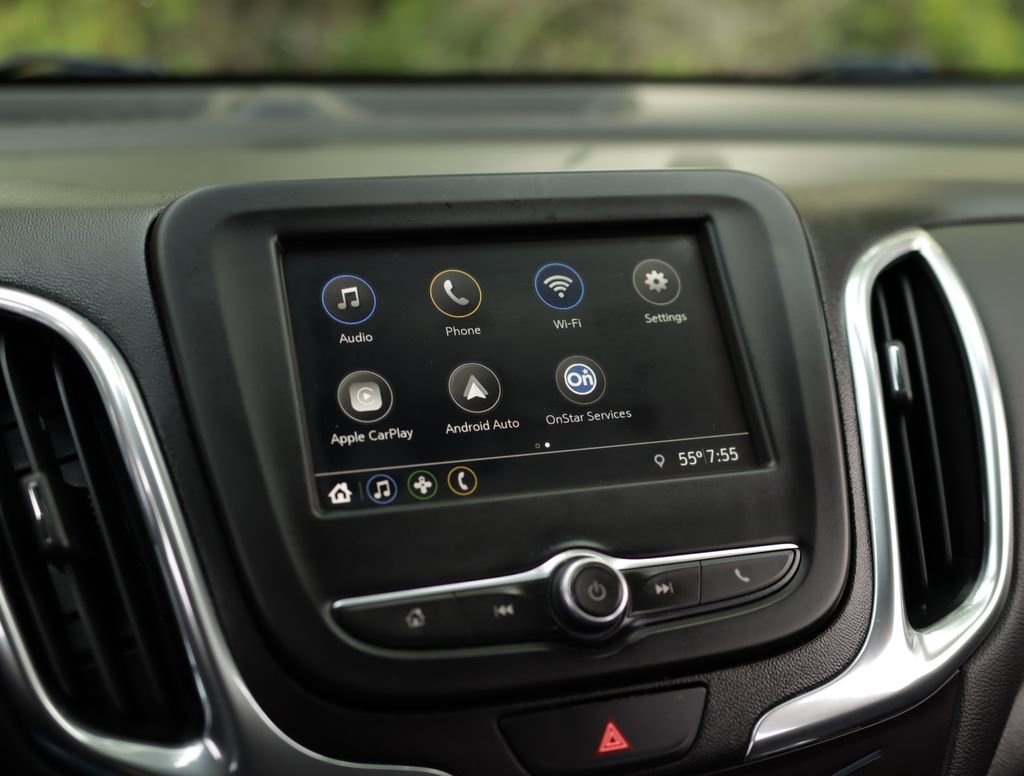 Used 2019 MOSAIC BLACK METALLIC Chevrolet LT image 13