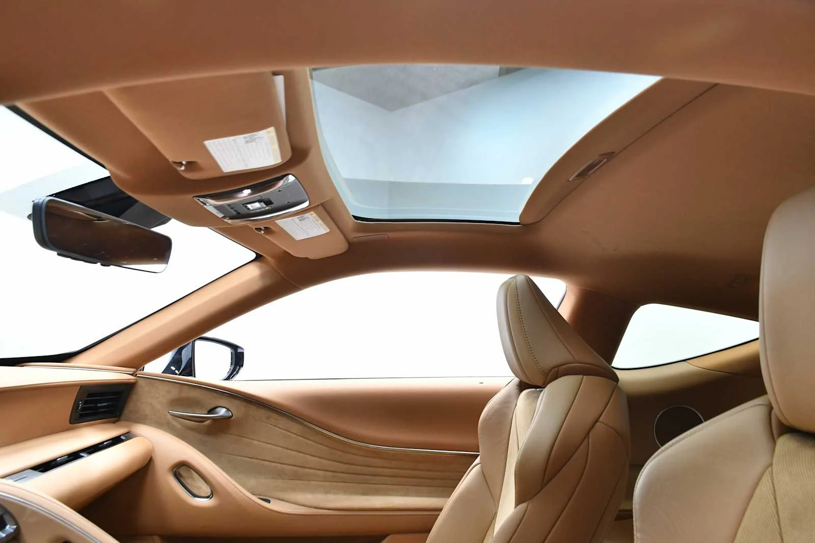 Certified Used 2024 ULTRA WHITE Lexus  image 13