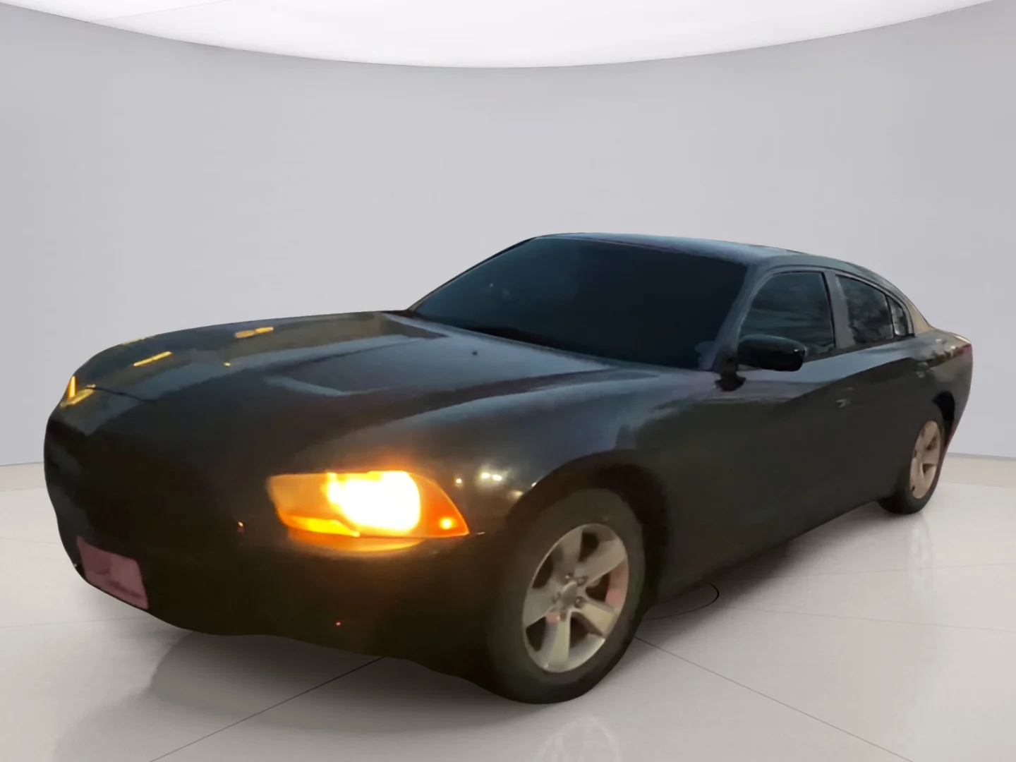 Used 2014 Black Dodge SE image 4