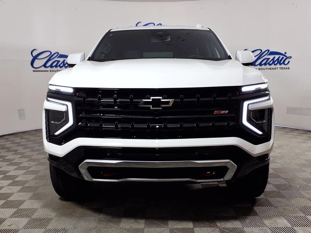 New 2026 Summit White Chevrolet Z71 image 3