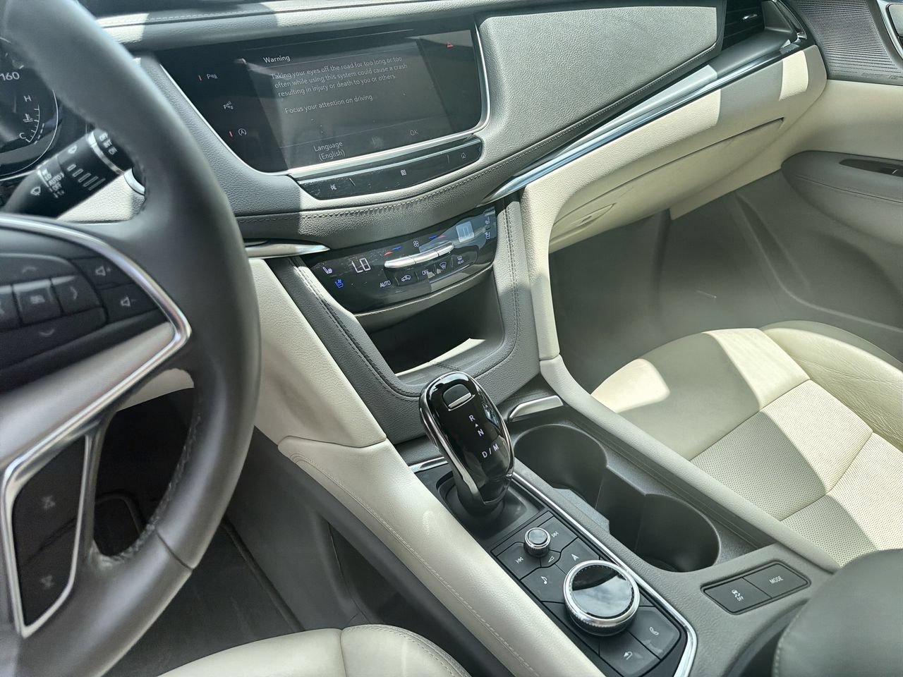 Used 2021 INFRARED TINTCOAT Cadillac FWD Premium Luxury image 11