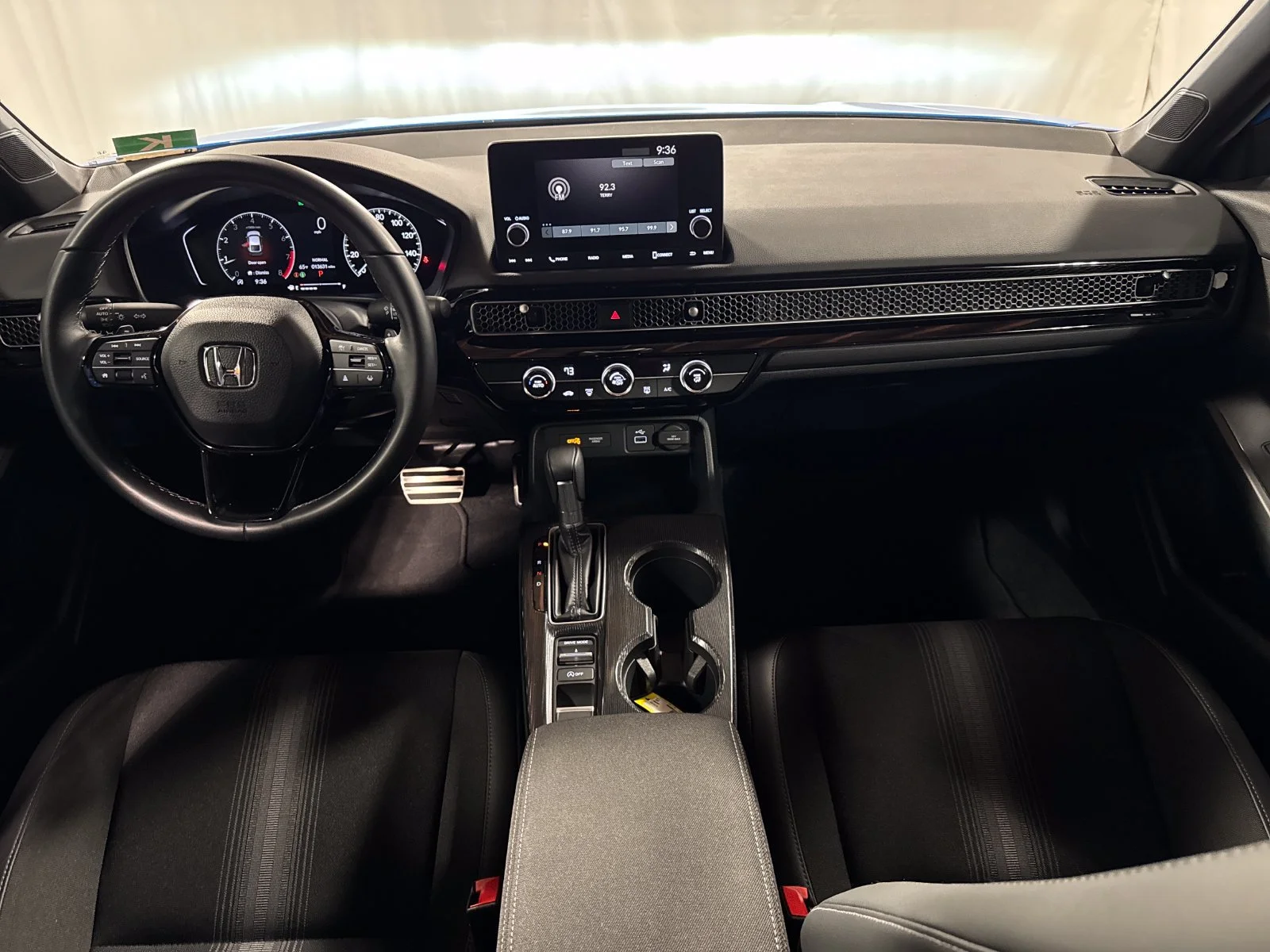 2024 Honda Civic Hatchback Sport - Photo 28