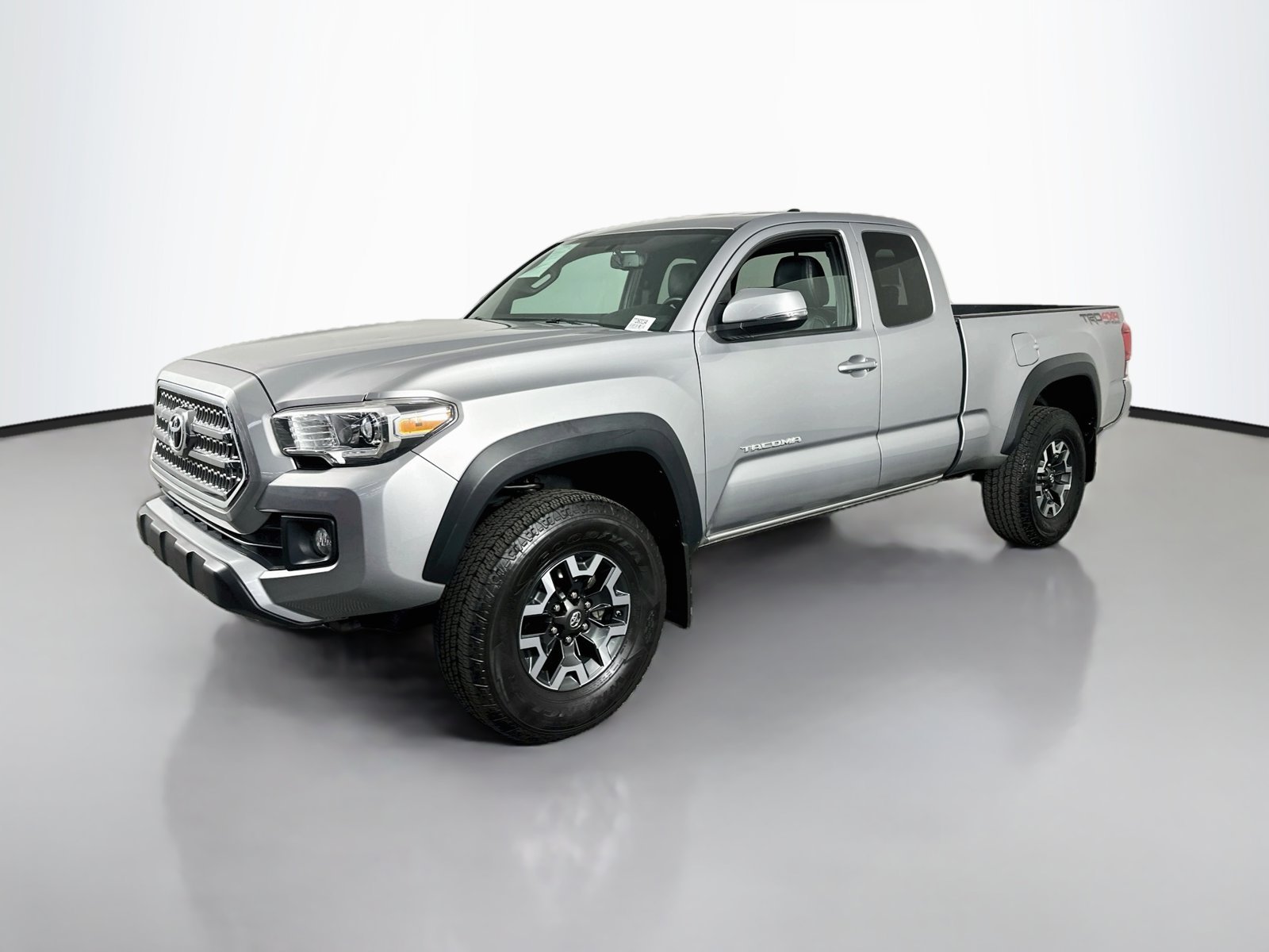 Used 2016 Silver Sky Metallic Toyota TRD Off-Road image 3