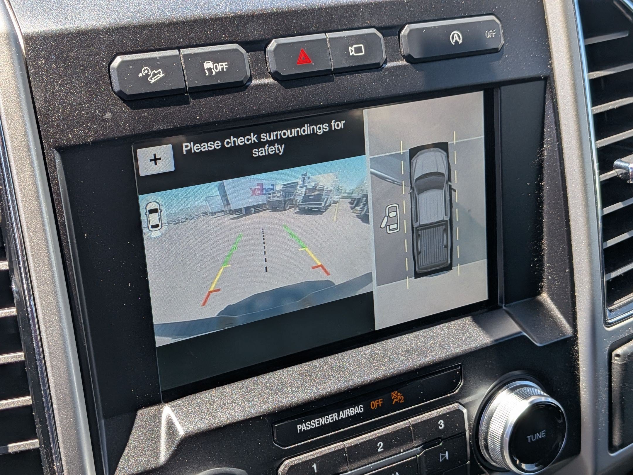 Used 2019 Ingot Silver Metallic Ford LARIAT image 21