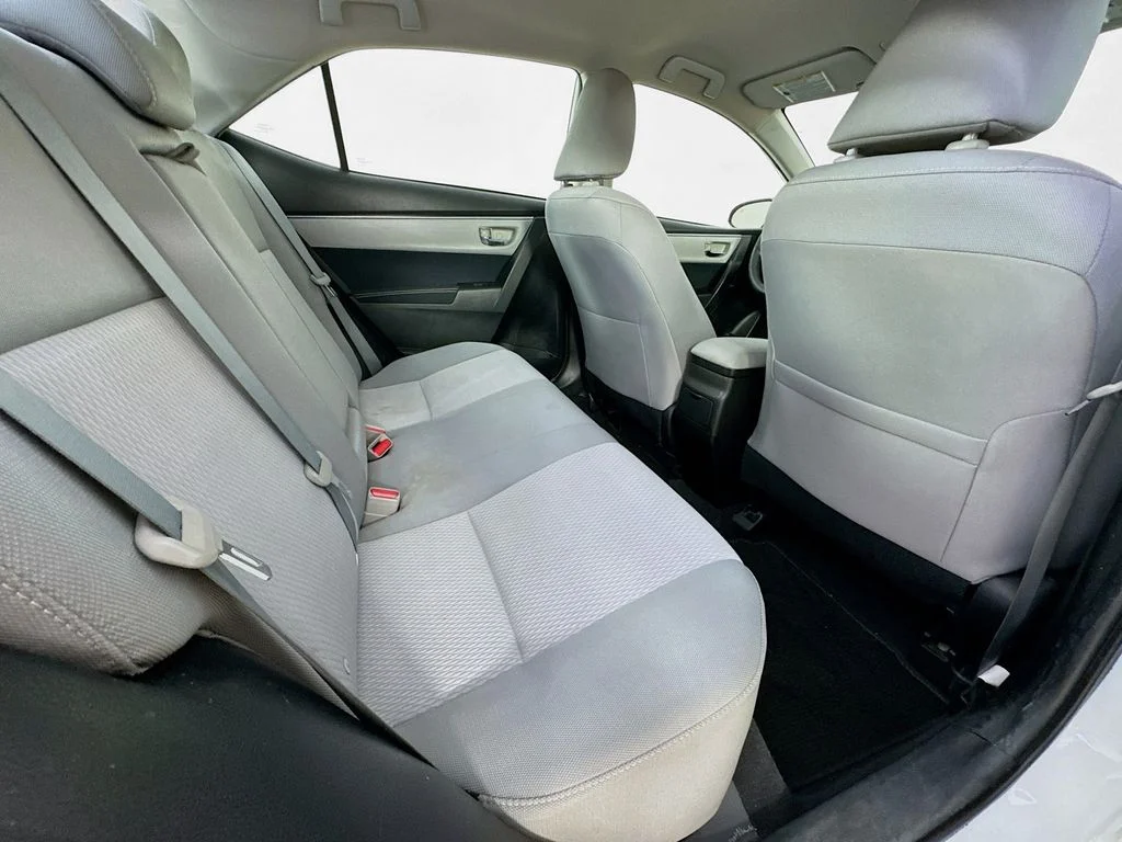 Used 2015 Super White Toyota LE image 31