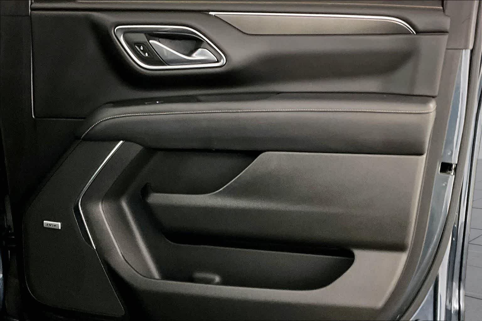 Used 2021 Dark Sky Metallic GMC AT4 image 42