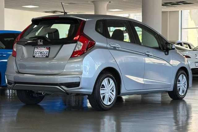 Used 2019 Lunar Silver Metallic Honda LX image 5