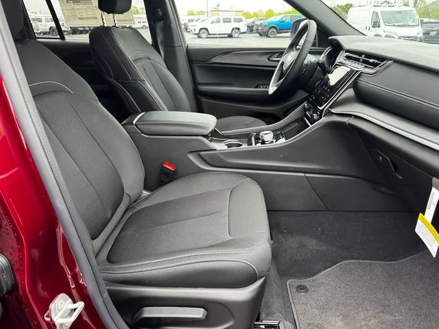 New 2026 Velvet Red Pearl-Coat Exterior Paint Jeep Laredo X image 14
