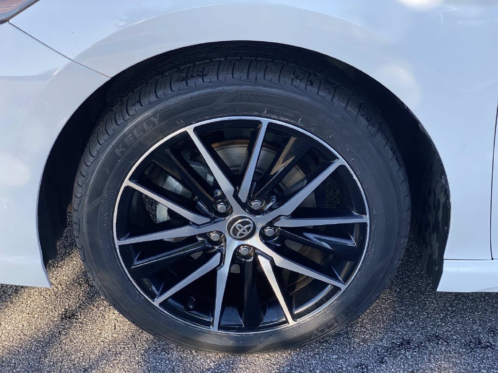 Certified Used 2023 Ice Toyota SE image 12
