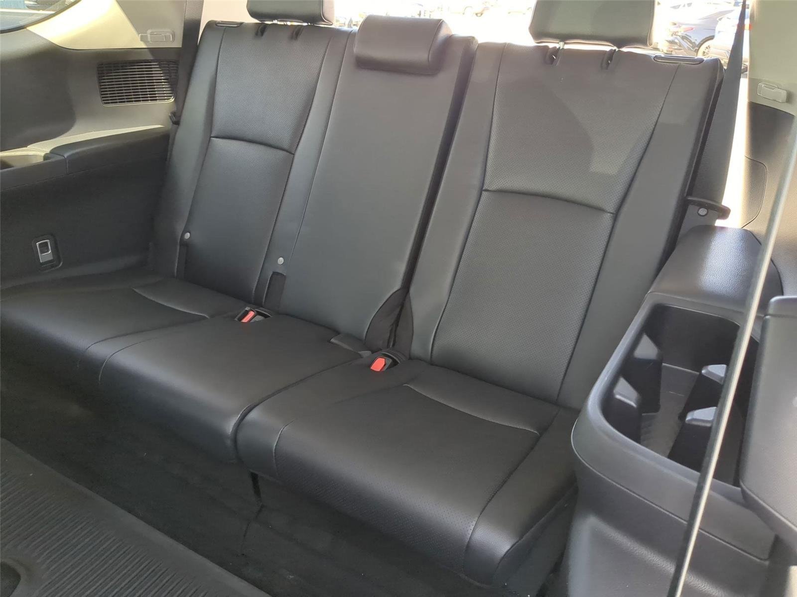 Used 2024 Celestial Silver Metallic Toyota Hybrid XLE image 34