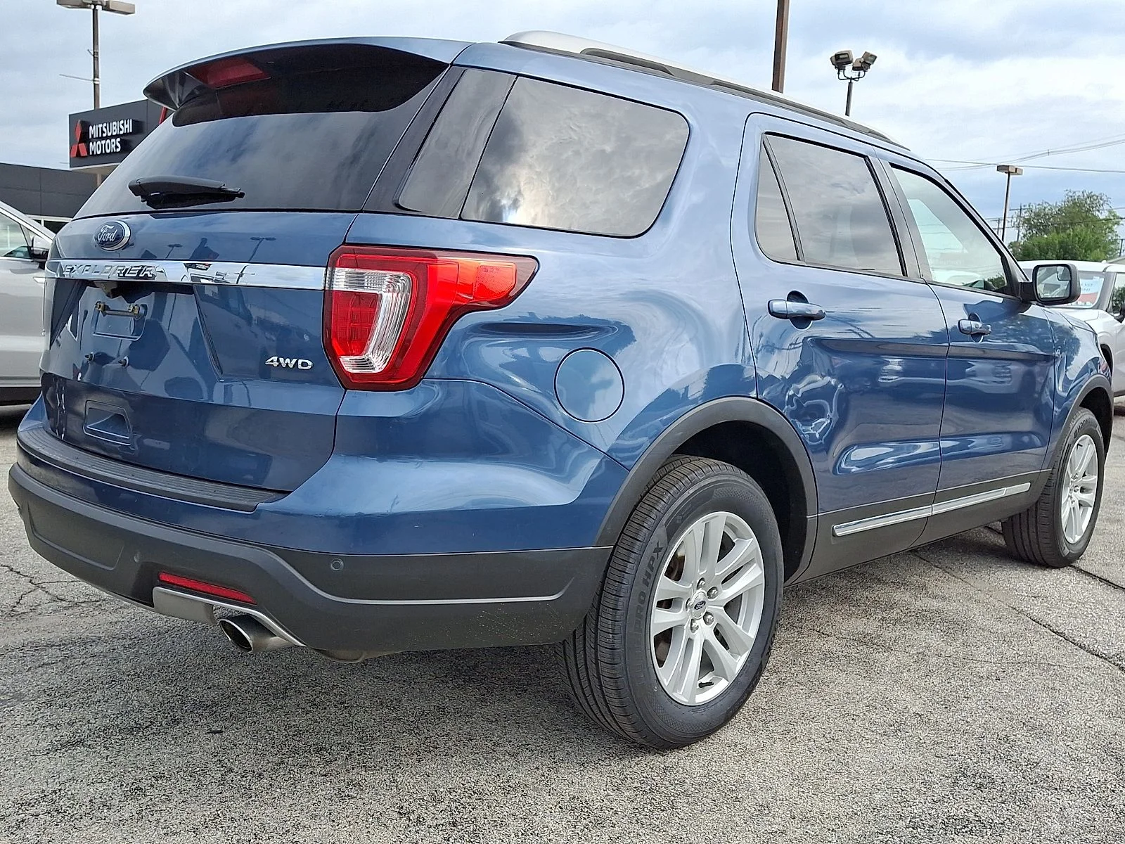 Used 2018 Blue Ford XLT image 6