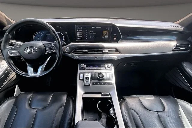 Used 2022 Gray Hyundai Calligraphy image 14
