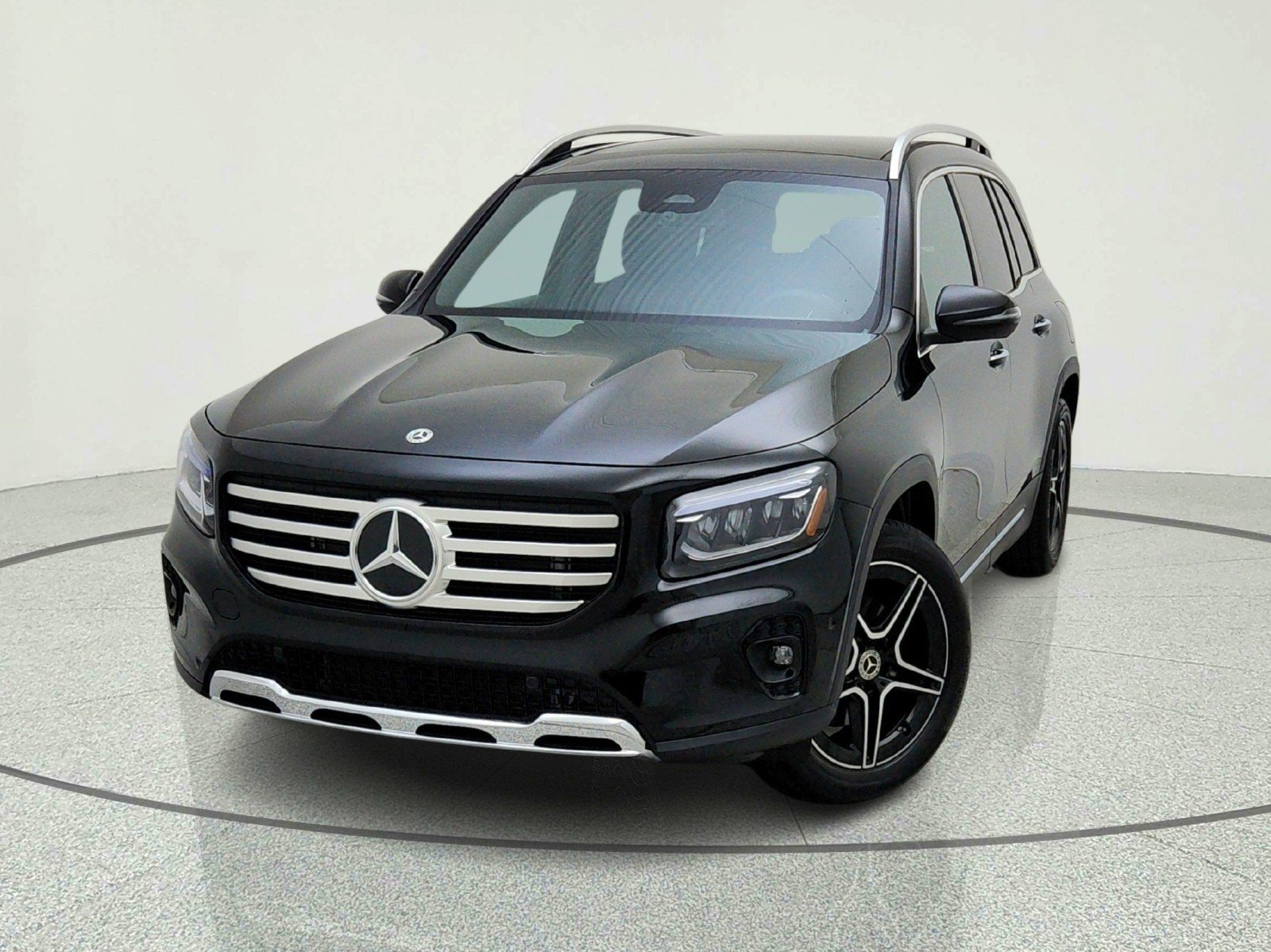 Certified Used 2026 Night Black Mercedes-Benz GLB 250 image 3