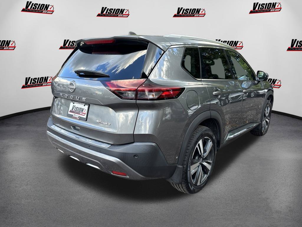 Used 2023 Gray Nissan SL image 5