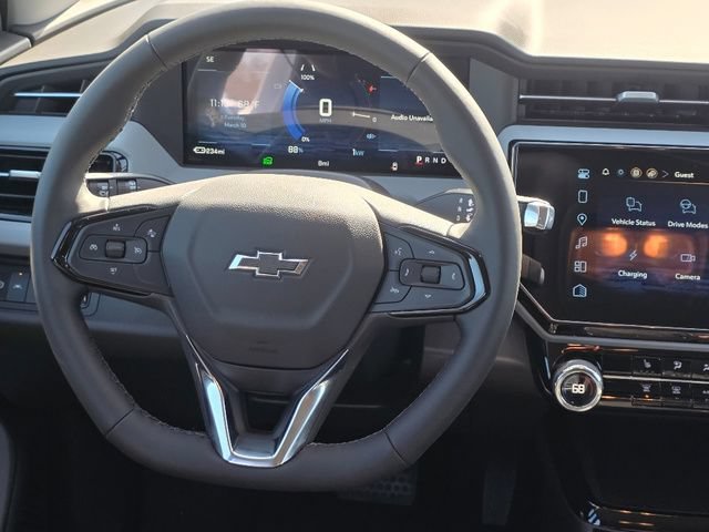 New 2027 Summit White Chevrolet LT image 15