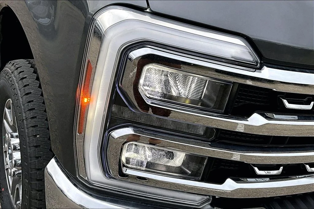 New 2026 Gray Ford F-350® Lariat® image 34