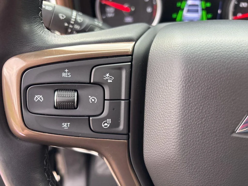 Used 2021 Black Metallic Chevrolet High Country image 24
