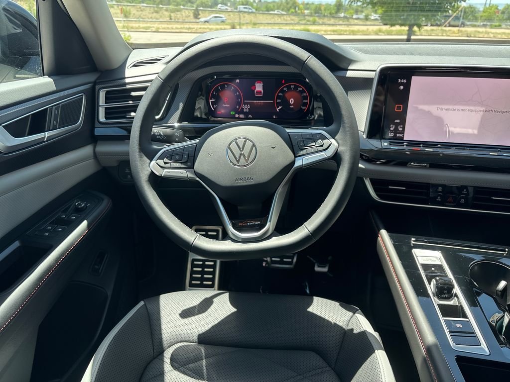 New 2026 Pure Gray Volkswagen 2.0T Peak Edition image 13