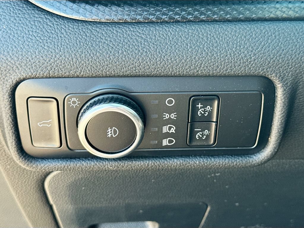 2023 Ford Explorer ST Line - Photo 10