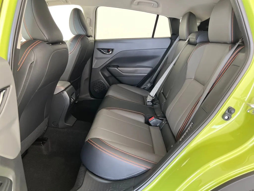 New 2026 CITRON YELLOW PEARL Subaru Limited Hybrid image 26