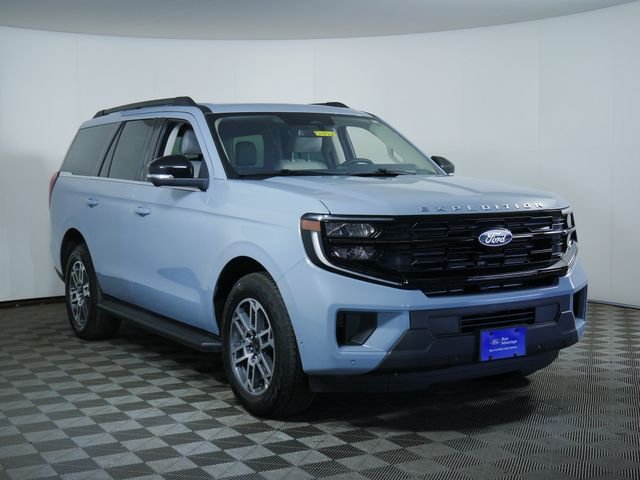 Certified Used 2025 Gray Ford Active image 1