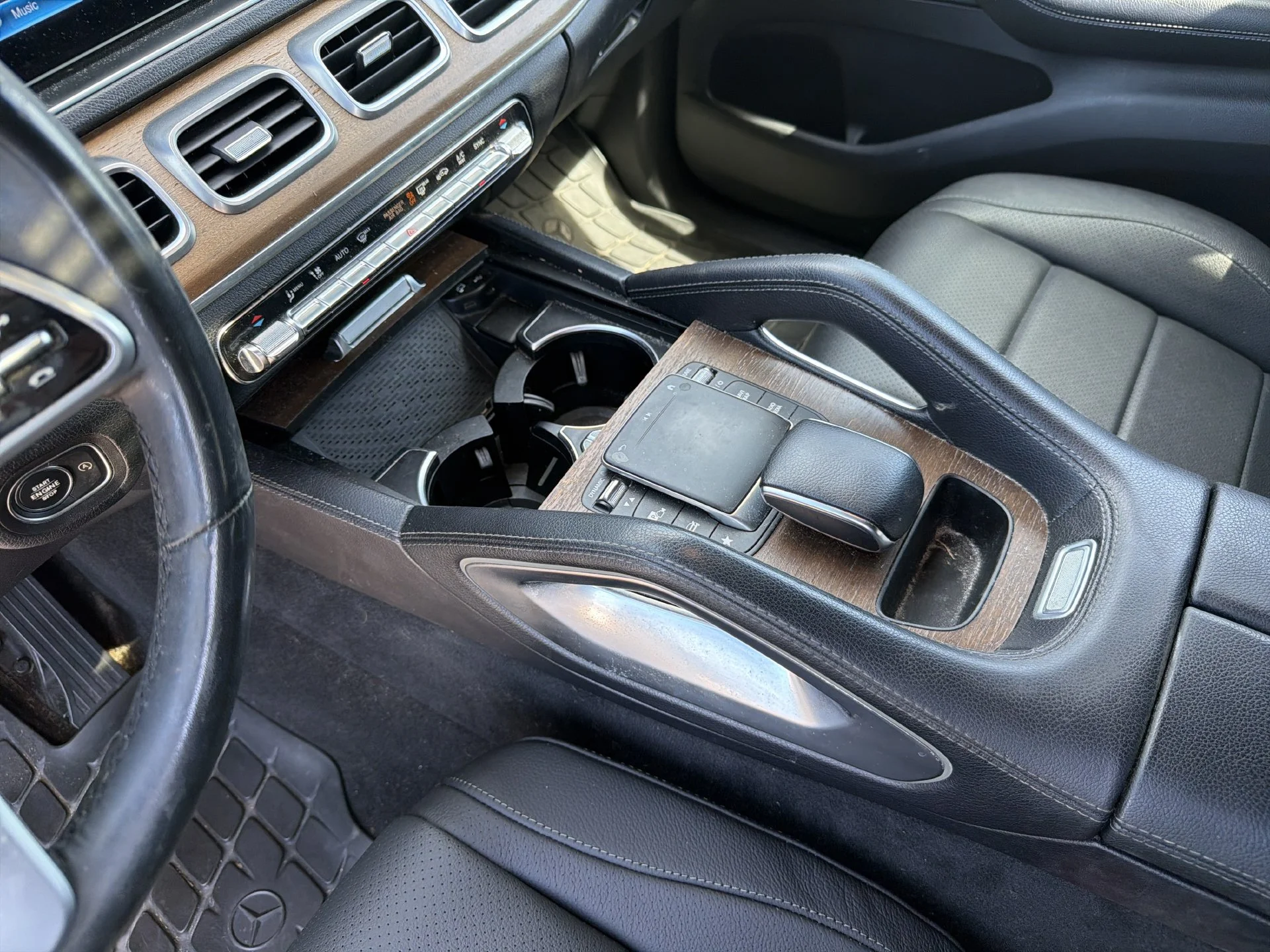 Used 2021 Gray Mercedes-Benz GLE 350 image 22