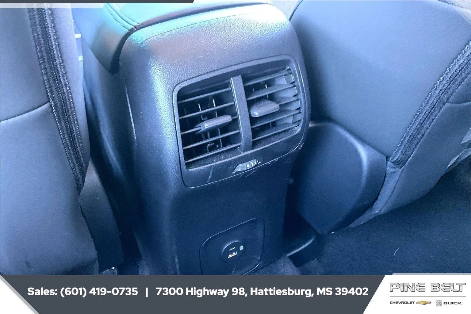 Used 2024 Desert Sand Ford Big Bend image 25
