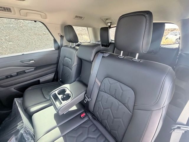 New 2026 Everest White Pearl TriCoat Nissan Platinum image 28