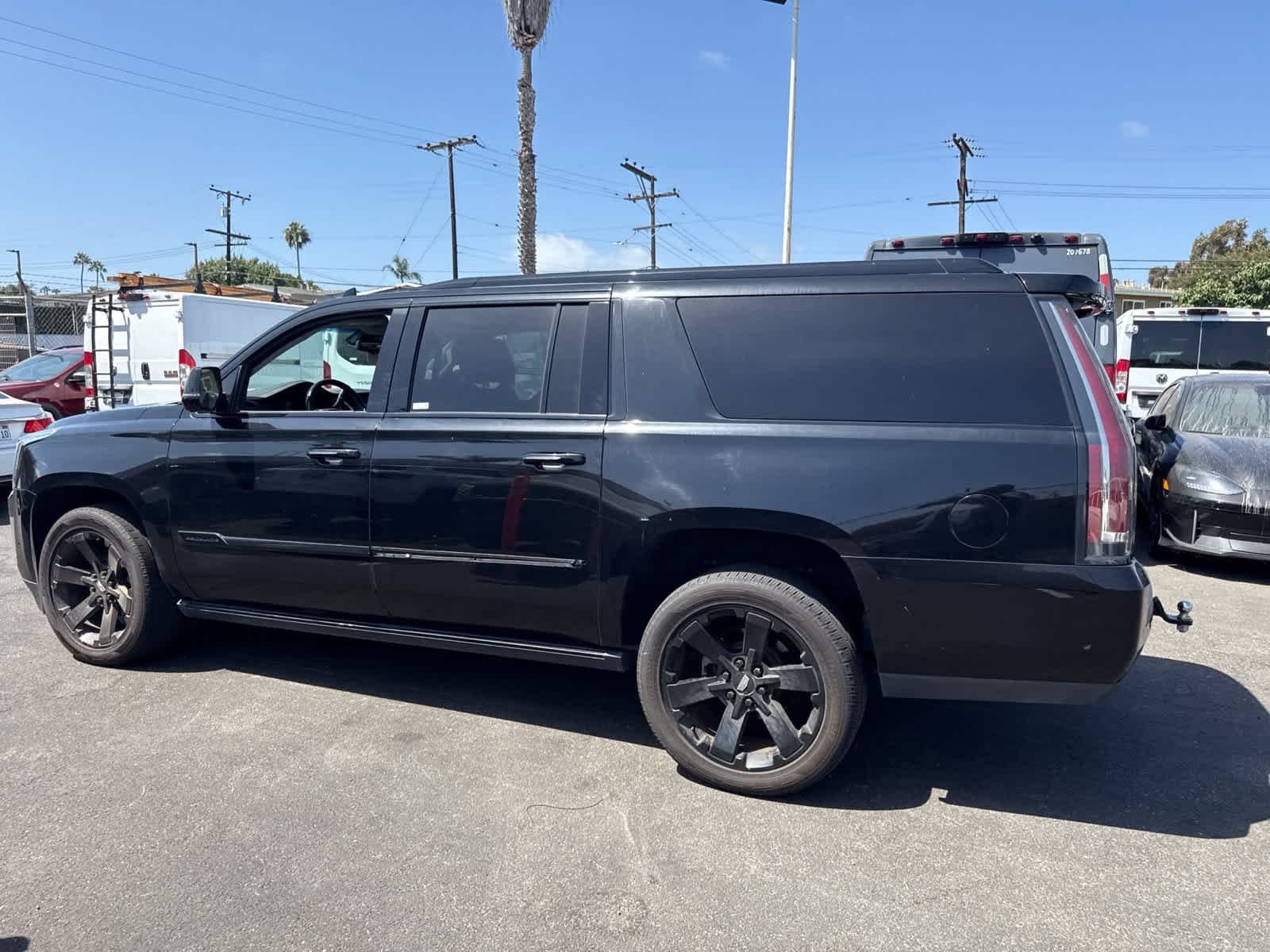 Used 2018 Black Raven Cadillac Premium Luxury image 20