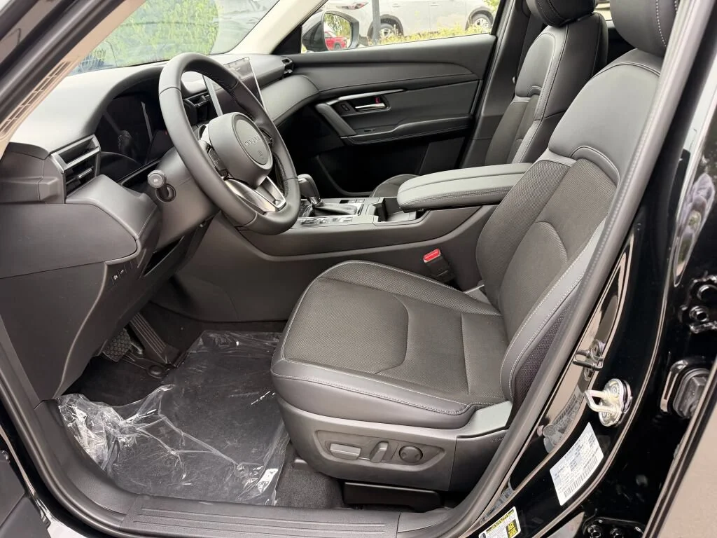 New 2026 Jet Black Mica Mazda 2.5 S Preferred AWD image 15