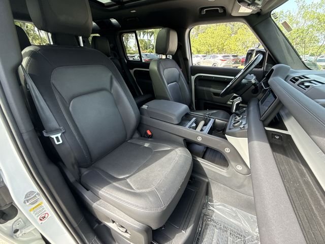 2023 Land Rover Defender X-Dynamic SE - Photo 26