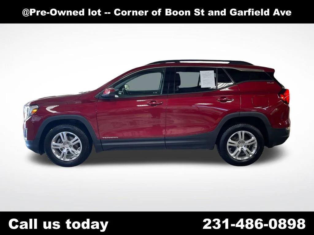Used 2020 Red GMC SLE image 2